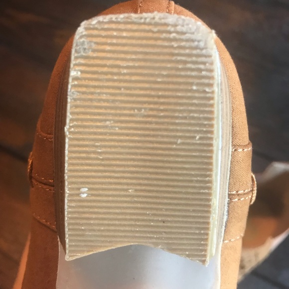 Plume BY FARYLROBIN Women’s Shoes - Picture 6 of 8